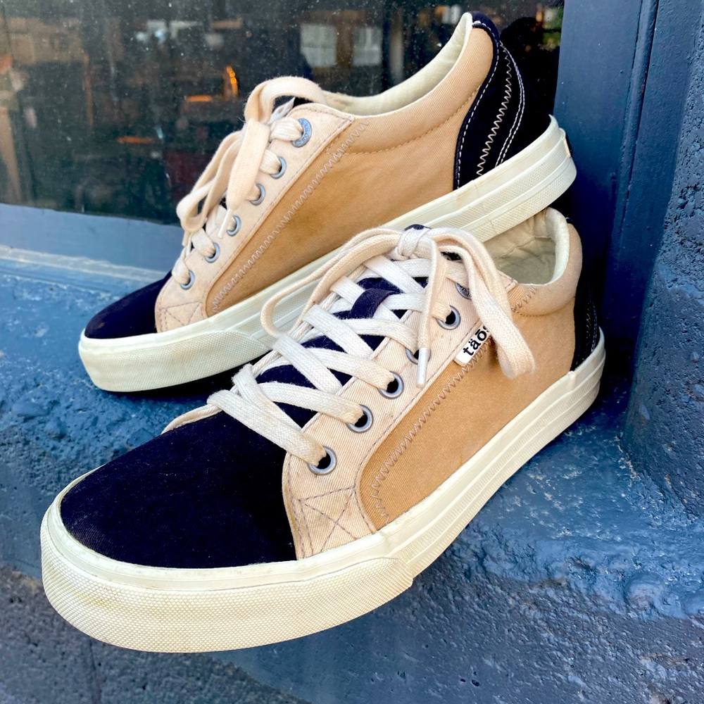 Taos Plim Soul Canvas Sneakers Women’s